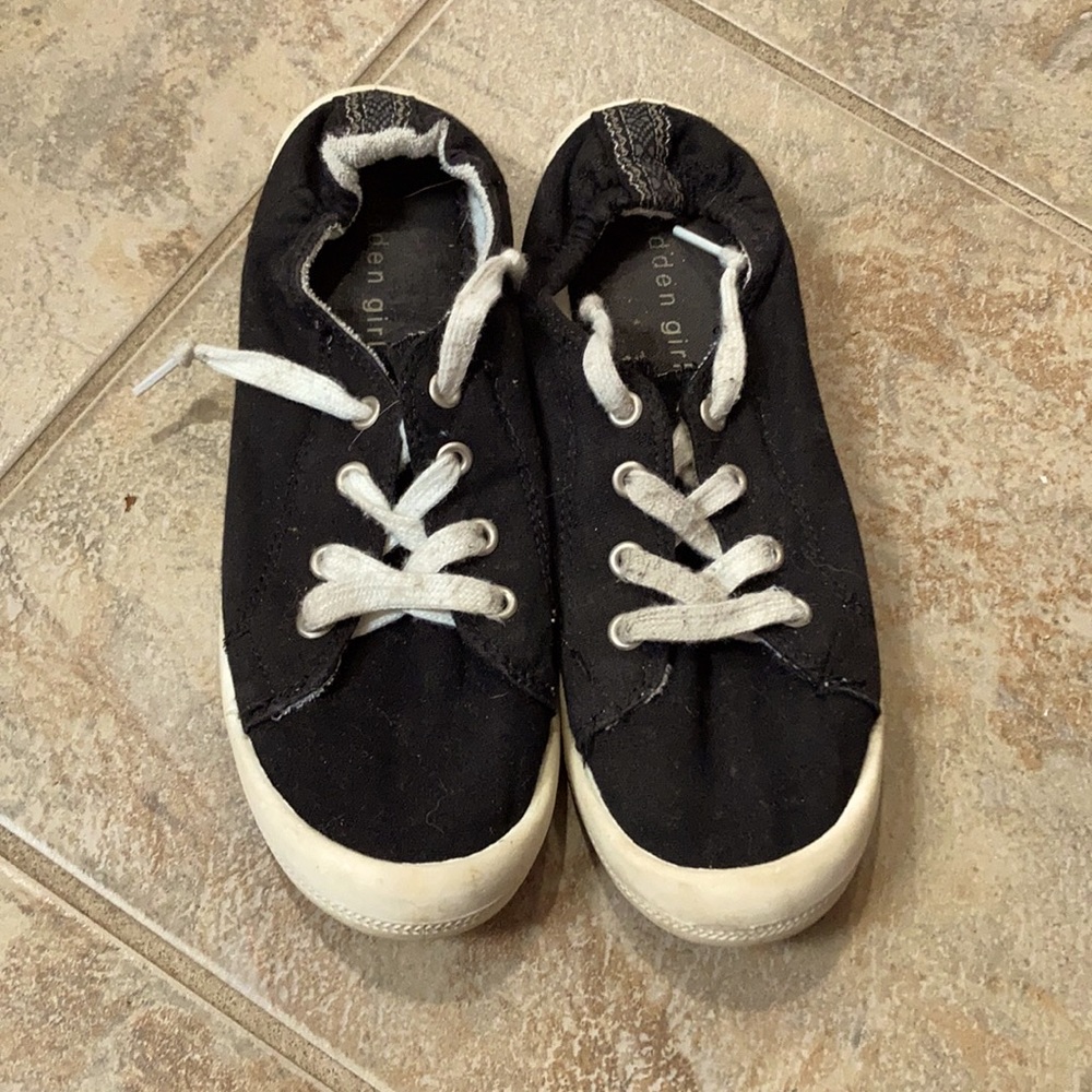 Madden girl flats
